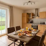 Appartementhaus Flattach