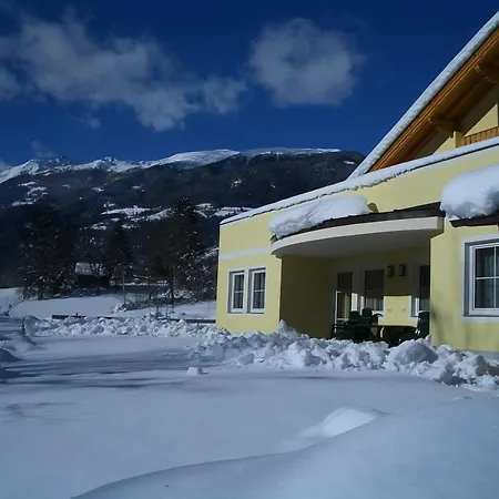 Apartment Appartementhaus Flattach Flattach