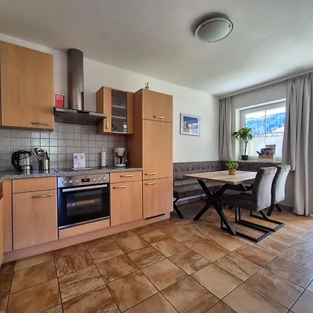Appartementhaus Flattach Goritschnig *