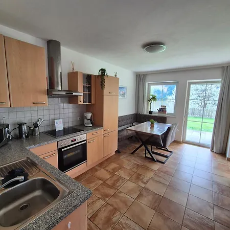 Appartementhaus Flattach Goritschnig Apartment *