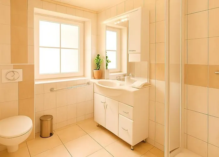 Appartementhaus 公寓 *